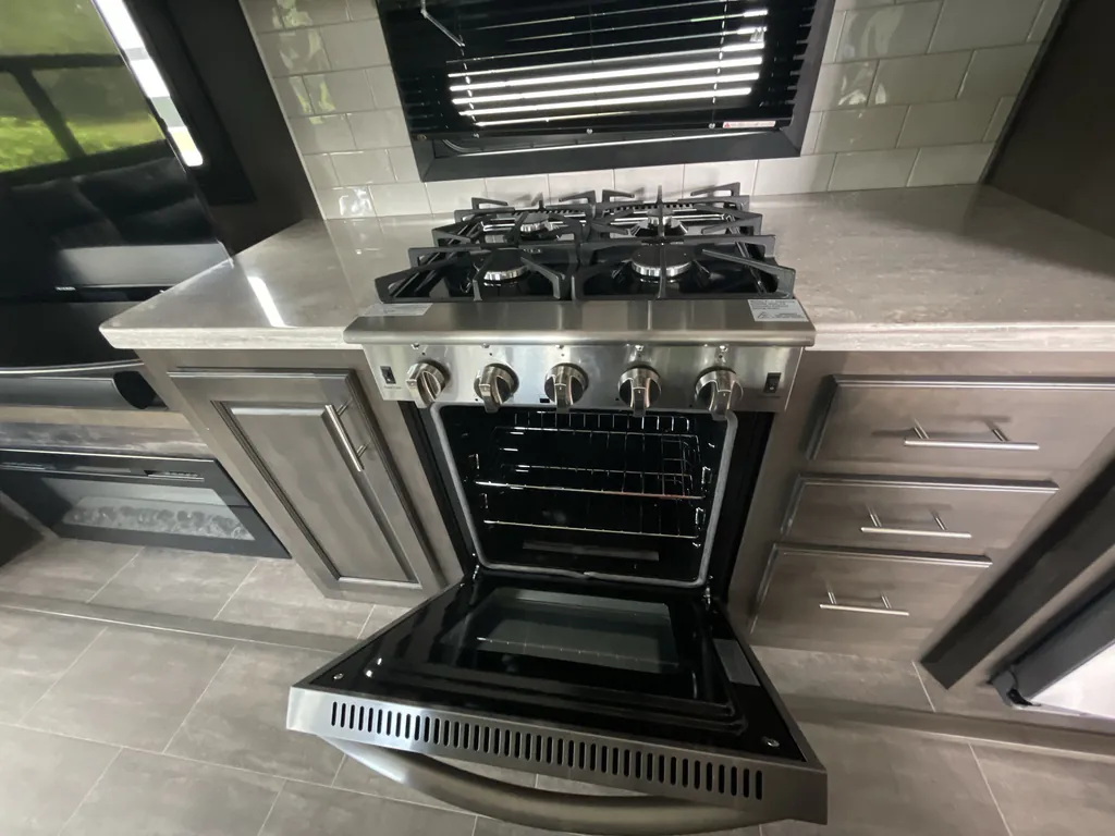 2020 Jayco Pinnacle 36FBTS, Photos photo 11