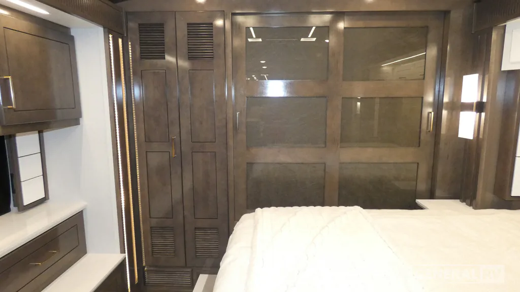 2027 Newmar New Aire 3543, Photos photo 25