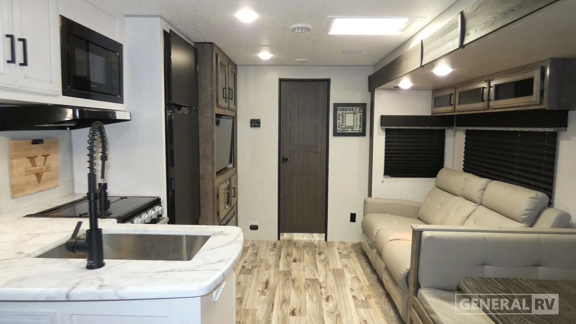 2022 Venture RV SportTrek ST271VMB dealer photo 2 from General RV