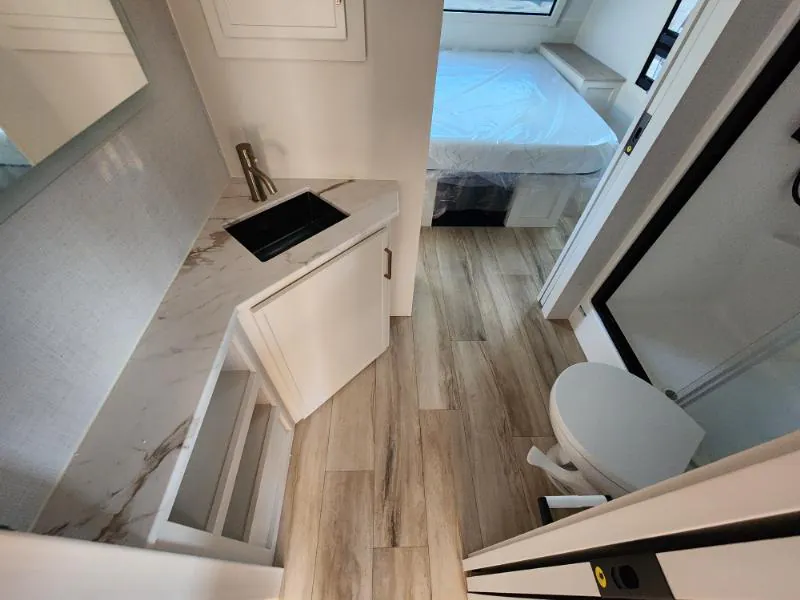 2026 Brinkley Model I 294, Photos photo 21
