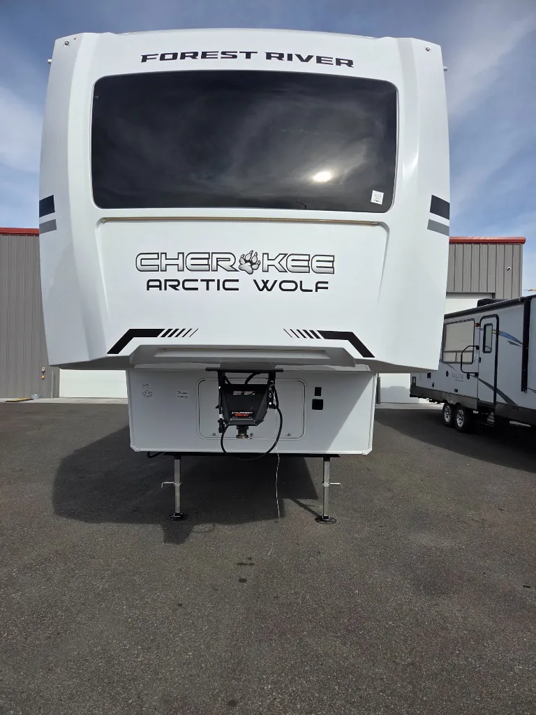 2026 Forest River Cherokee Arctic Wolf 38LEAHG