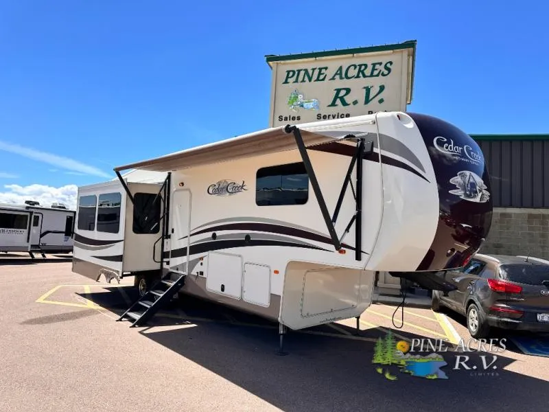 2017 Forest River RV Cedar Creek Hathaway Edition 34RL - Photo 3