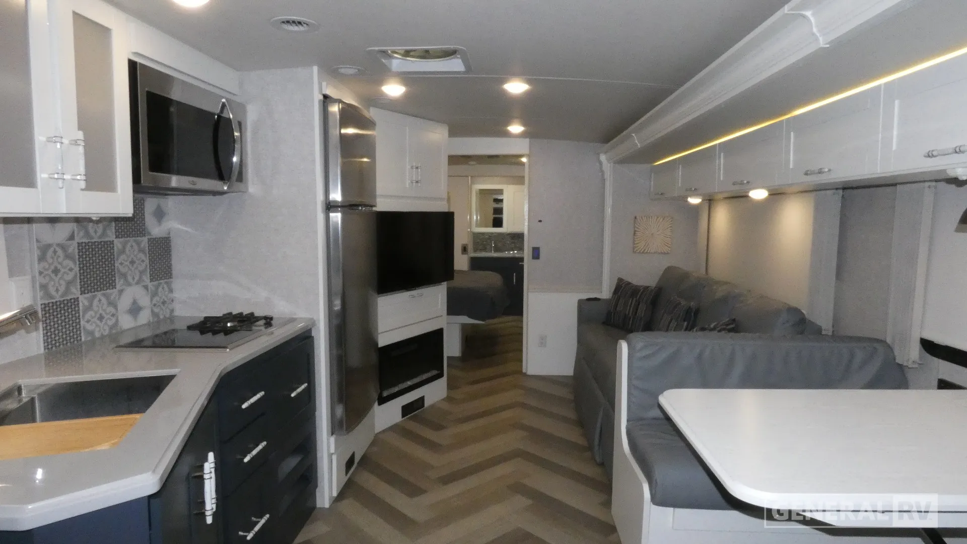 2023 Winnebago Adventurer 35F - Photo 3