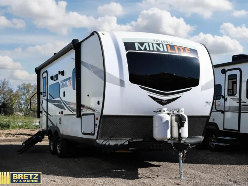 2021 Forest River Rockwood Mini Lite 2109S - Photo 2