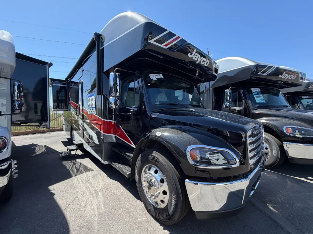 2027 Jayco Seneca 33J dealer photo 3 from Blue Compass RV