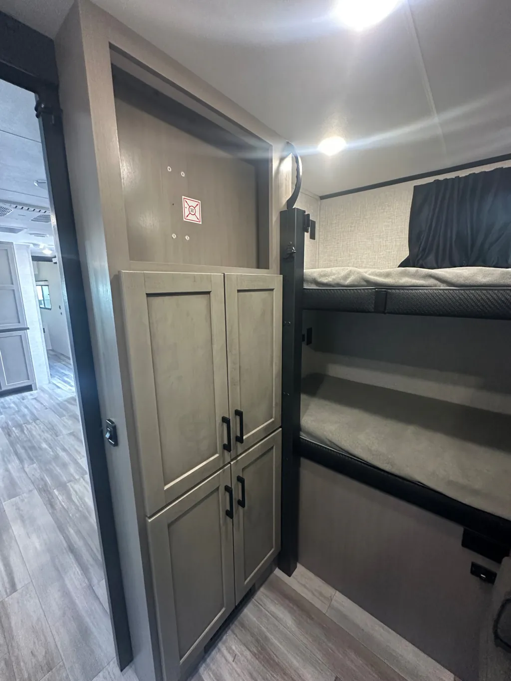 2025 Jayco Jay Feather 29QBH, Photos photo 20