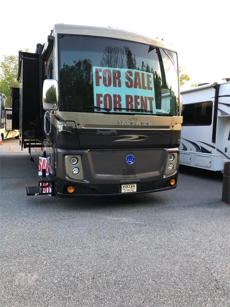 2019 Holiday Rambler Navigator 38N - Photo 2