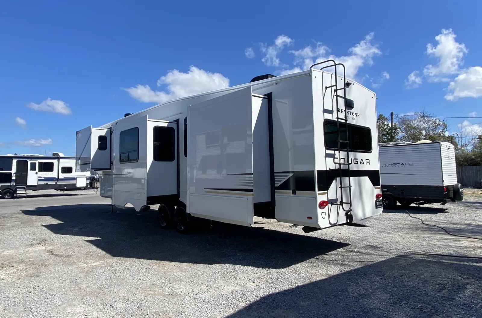 2026 Keystone Cougar 350LLK - Photo 4