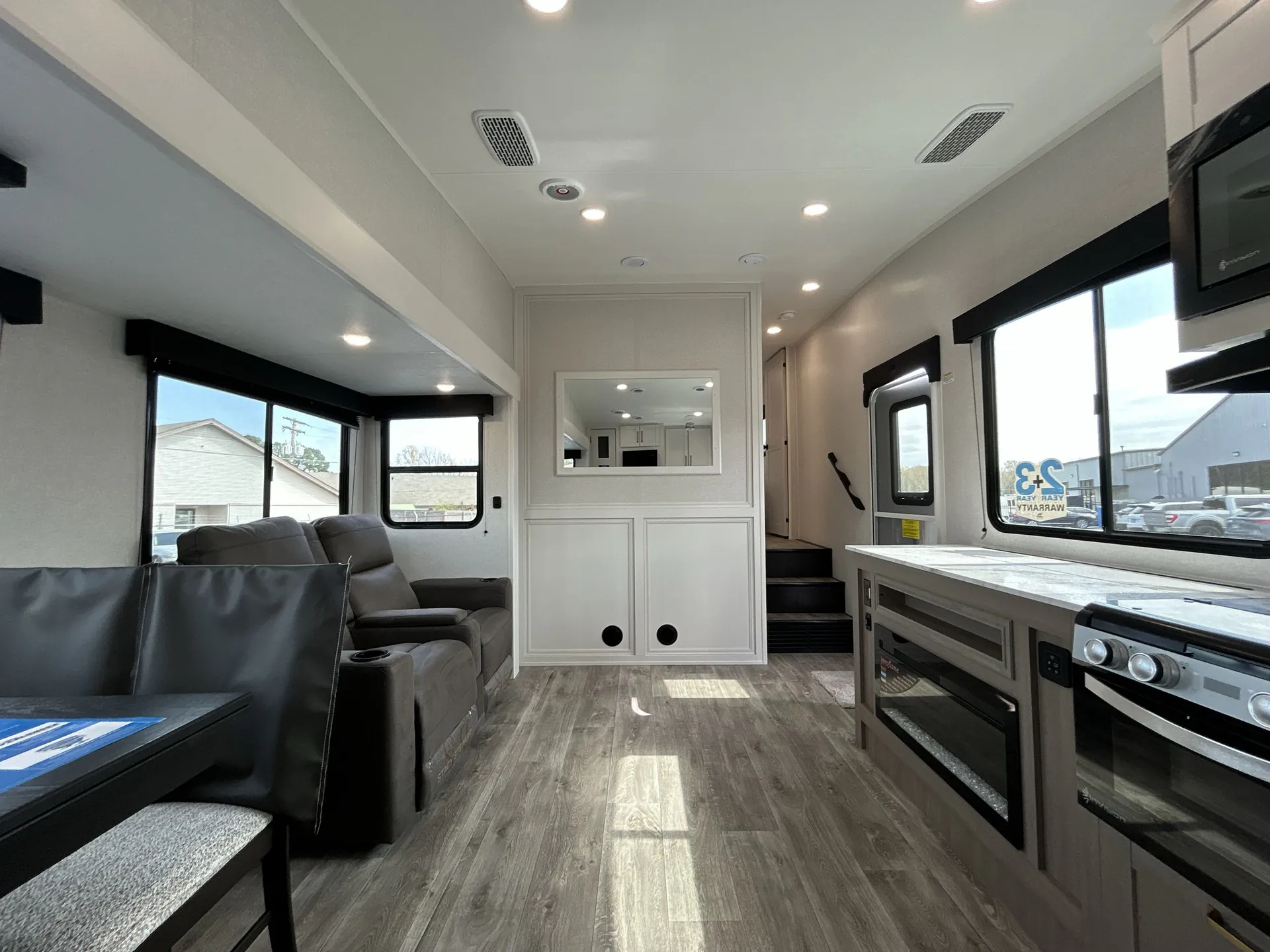 2026 Jayco Eagle Sle 28RKS — living area main