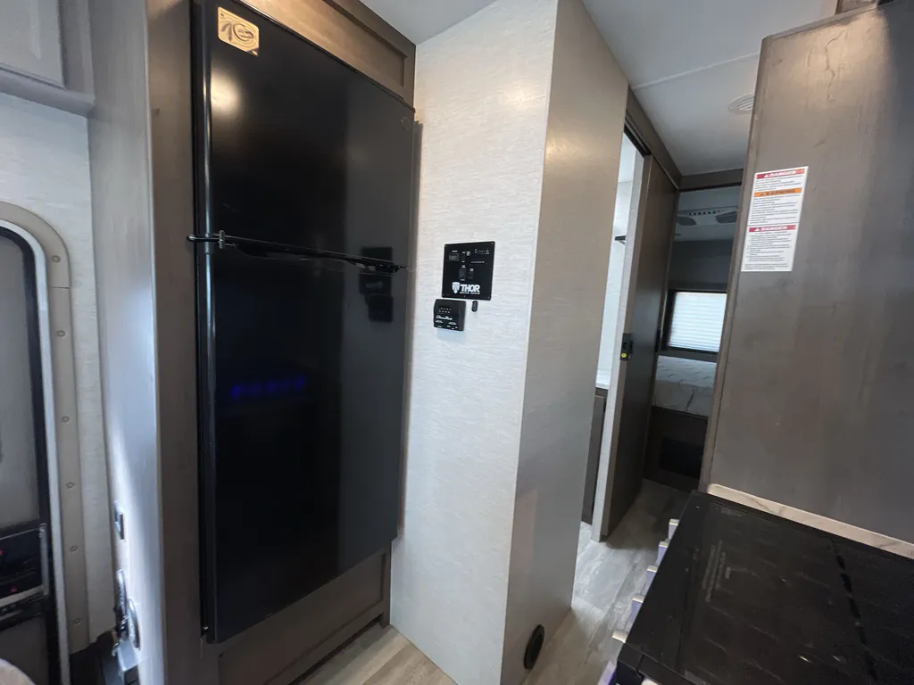 2024 Thor Motor Coach Freedom Traveler A32, Photos photo 8