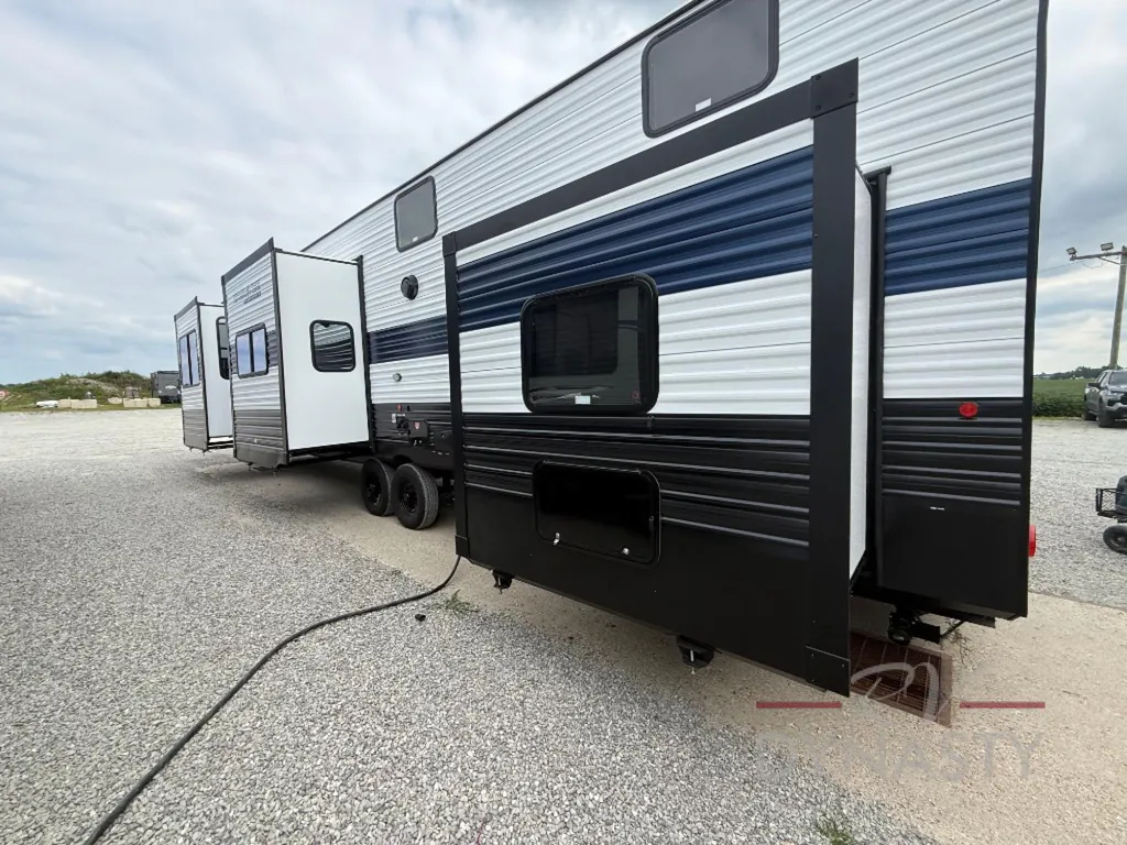 2026 Forest River Cherokee Timberwolf 39DK, Photos photo 9