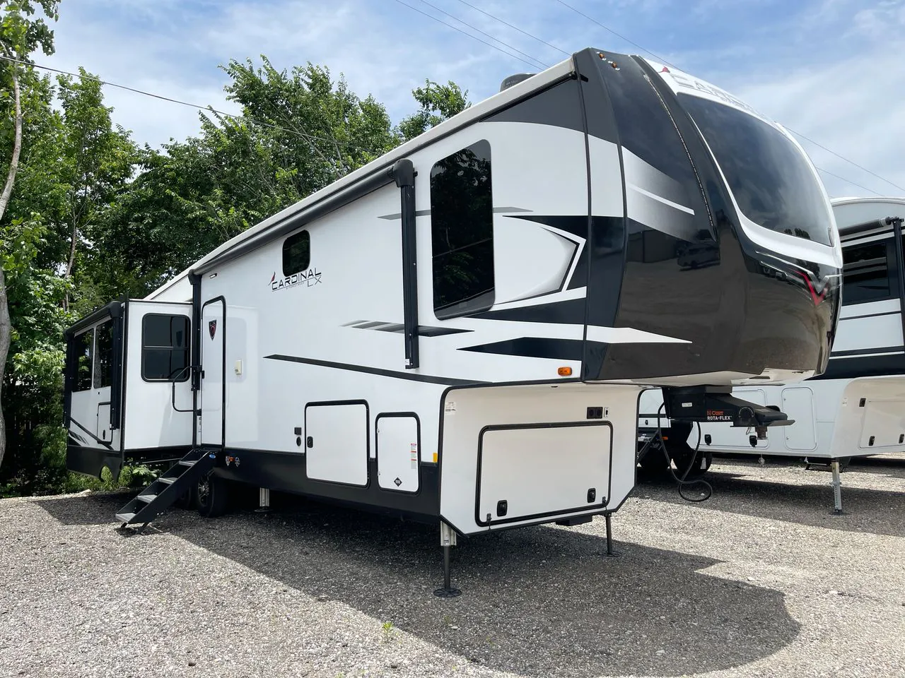 2023 Forest River Cardinal Luxury 380RLX