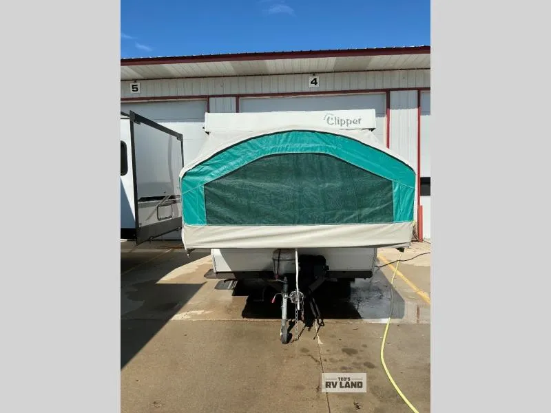 2003 Coachmen RV Clipper Used    107 - Photo 3