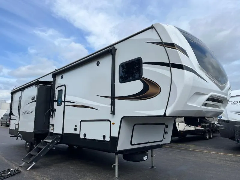2022 Keystone Sprinter 35BH - Photo 2
