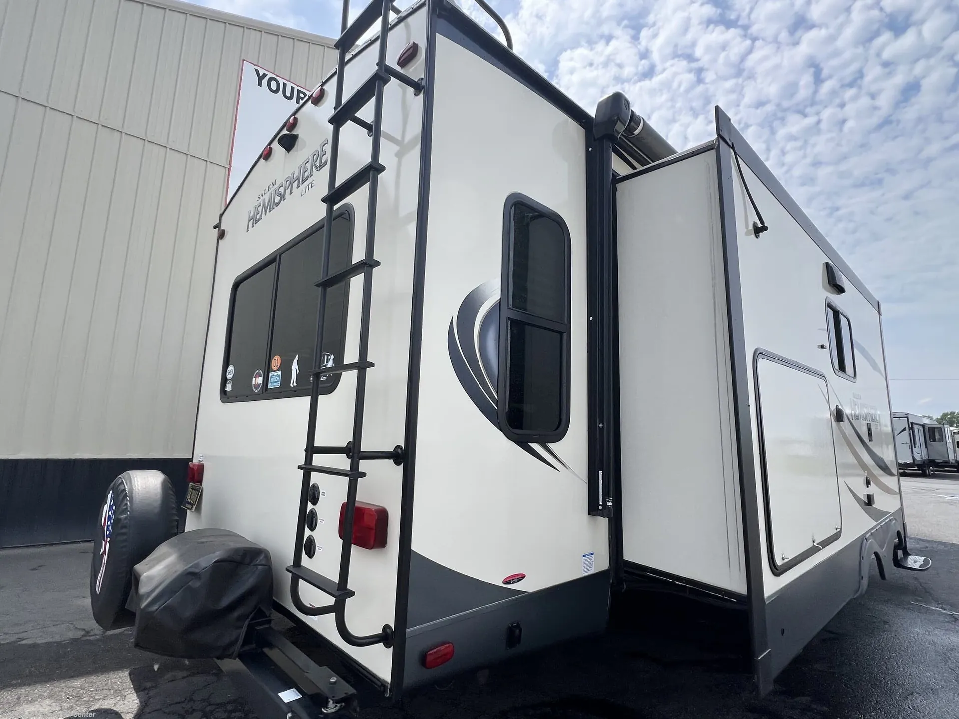 2017 Forest River Salem Hemisphere Lite 272RL - Photo 3