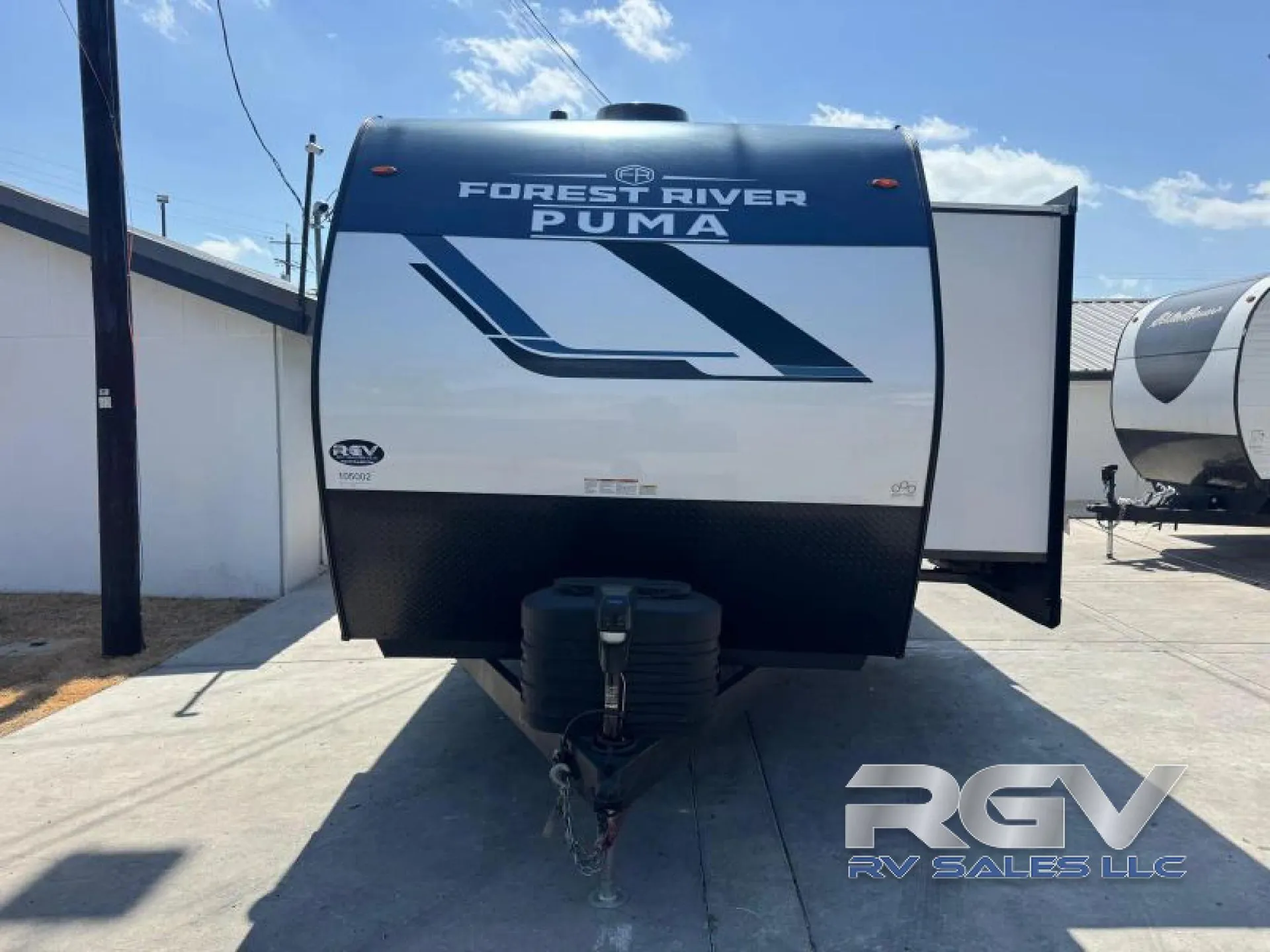 2025 Palomino Puma 29BHSQ - Photo 3