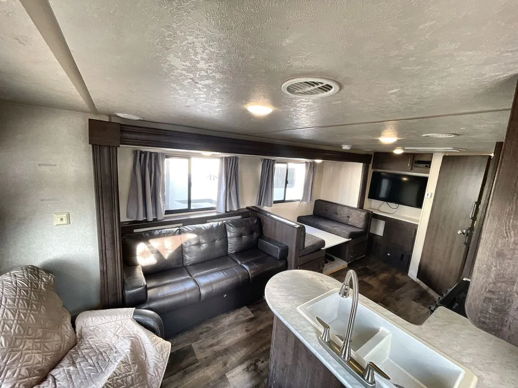 2018 Forest River Salem Cruise Lite 254RLXL, Photos photo 3