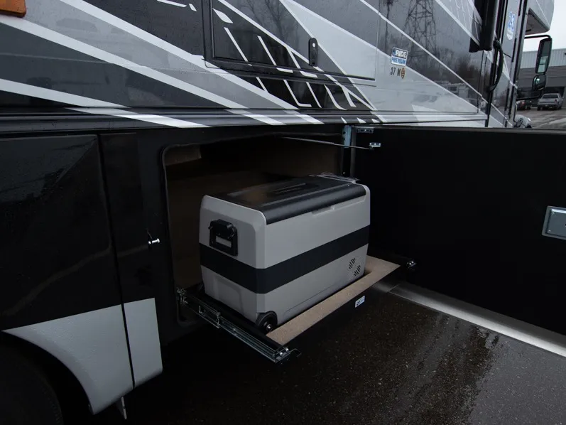 2025 Jayco Seneca 37M - Photo 3