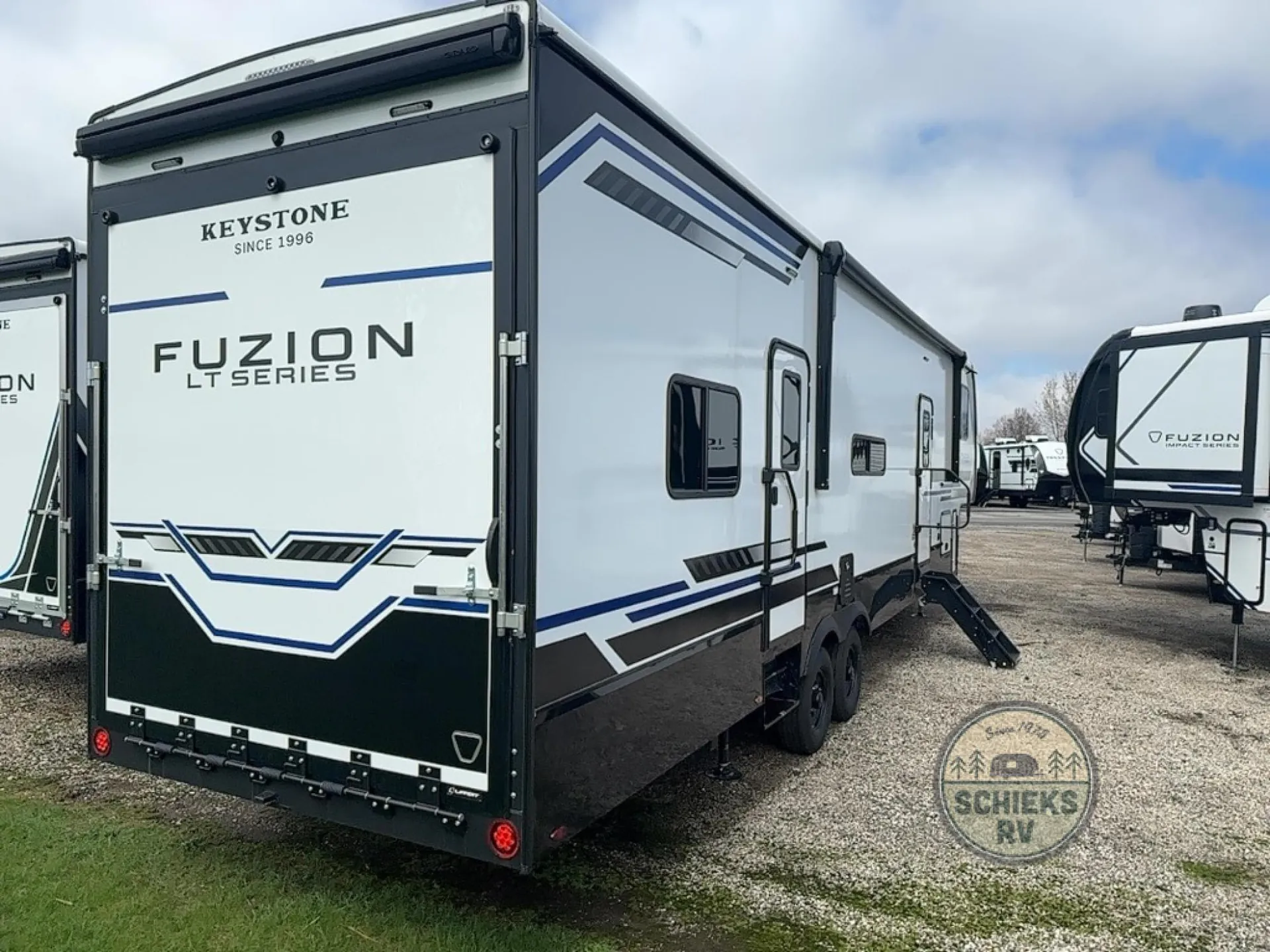 2026 Keystone Fuzion Impact Edition 361LT - Photo 3