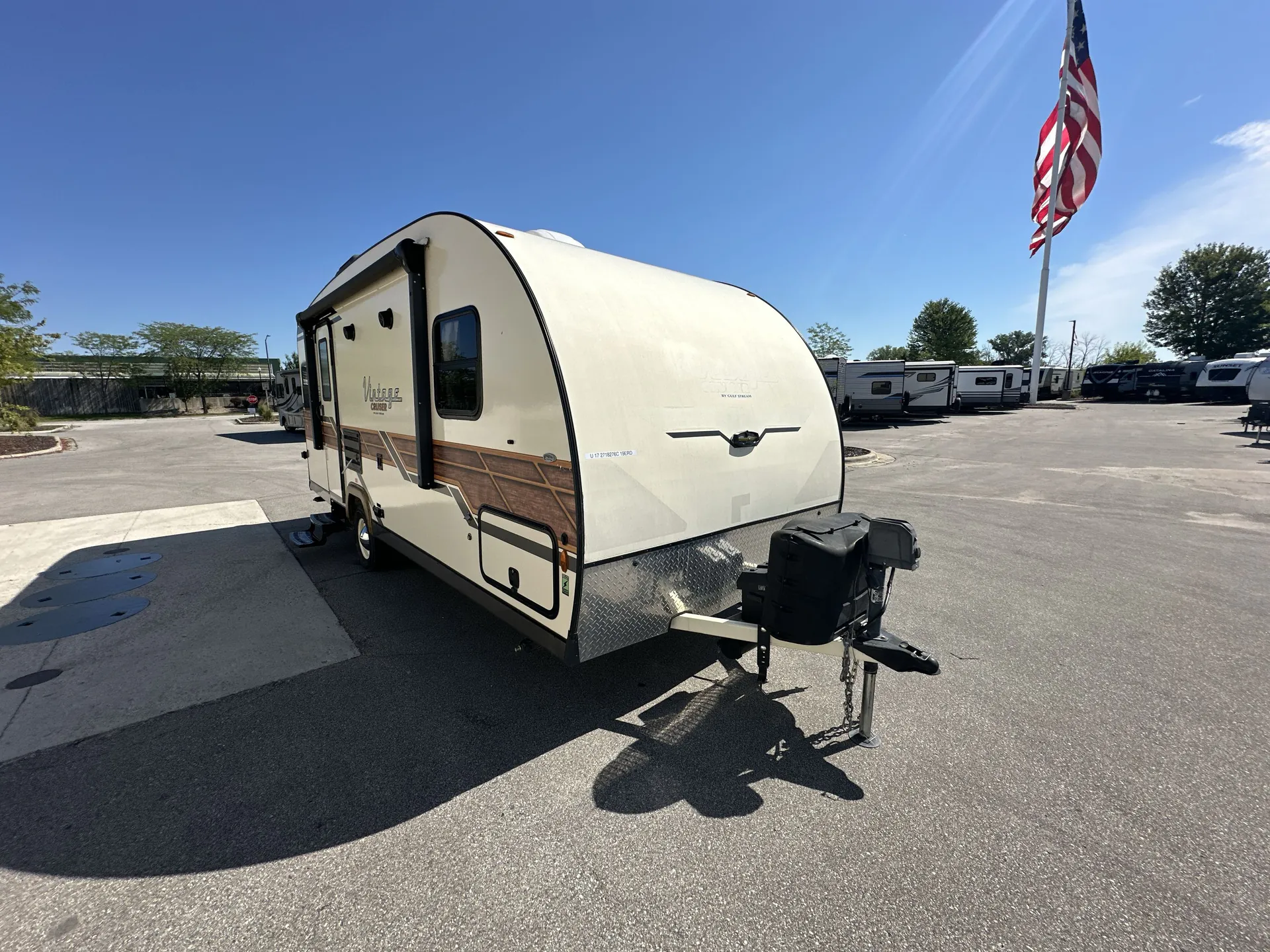 2017 Gulf Stream Vintage Cruiser 19ERD - Photo 2