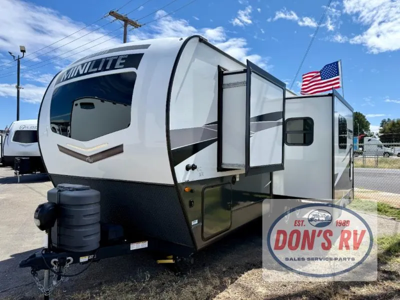 2024 Forest River Rockwood Mini Lite 2511S - Photo 2