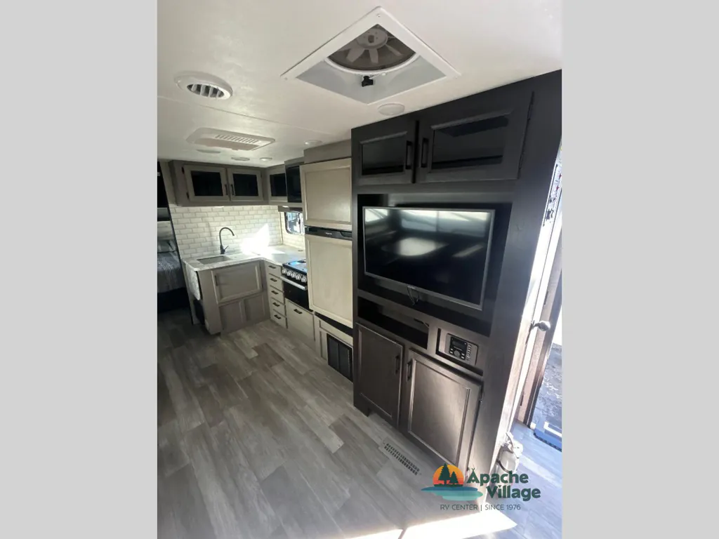 2022 Jayco Jay Feather 25RB, Photos photo 9