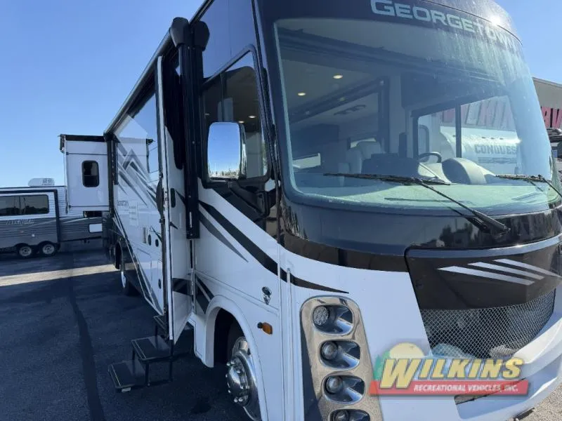 2022 Forest River Georgetown 5 Series GT5 31L5 - Photo 2