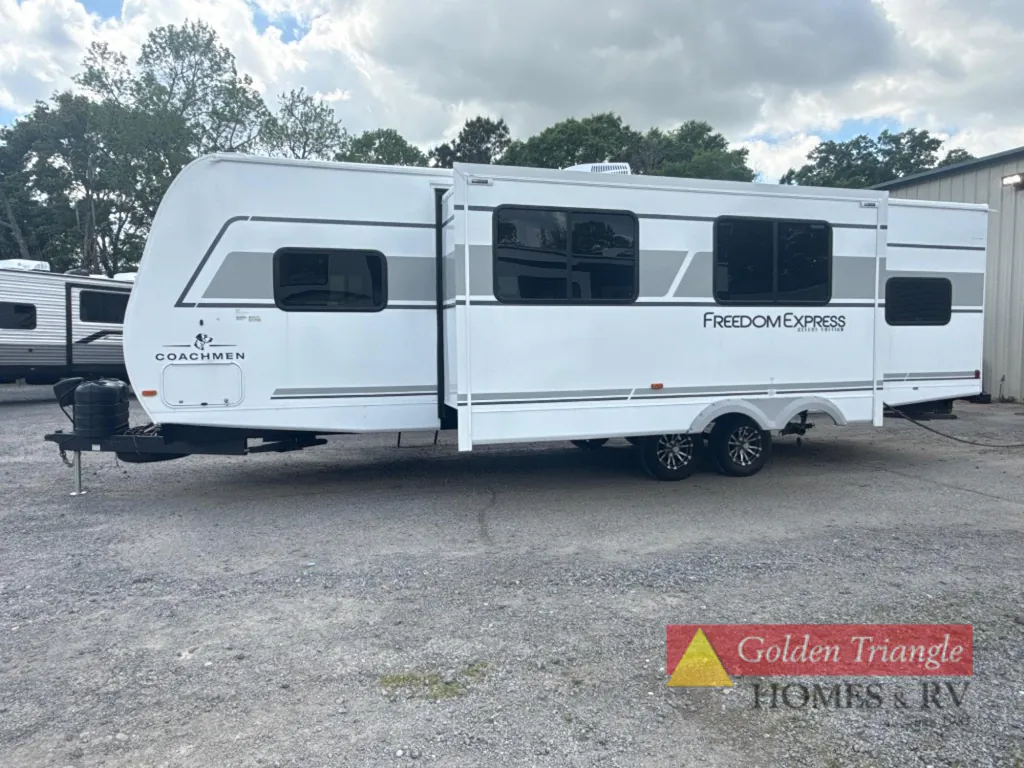 2026 Coachmen Freedom Express Select 30SE, Photos photo 46