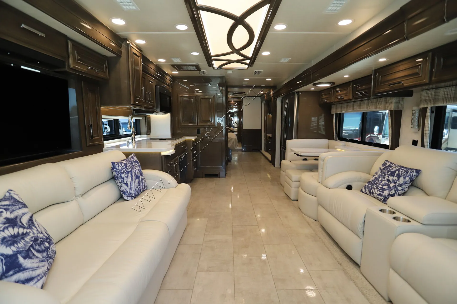 2022 Entegra Coach Anthem 44W - Photo 4
