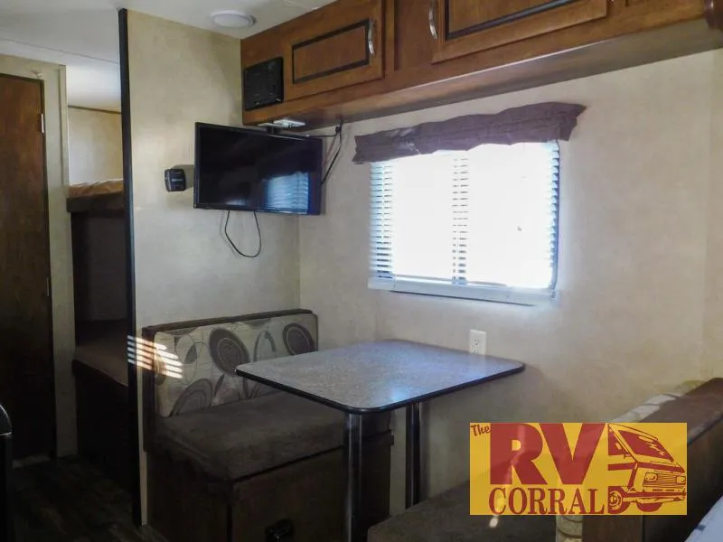 2017 Forest River RV Wildwood X Lite FS 175BH - Photo 4