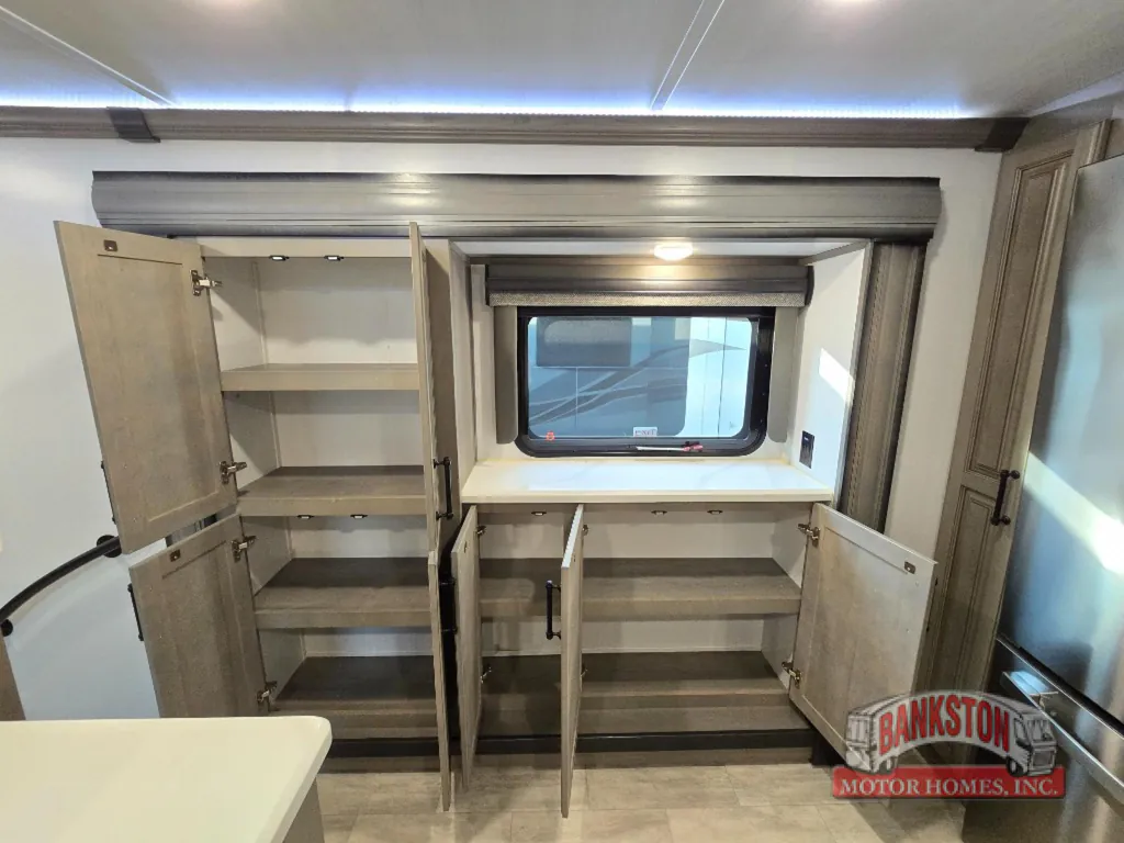 2023 Keystone Montana 3901RK, Photos photo 20