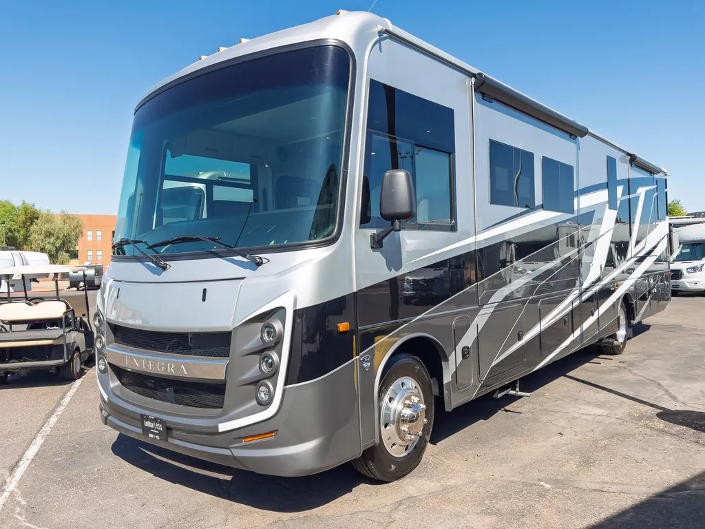 2027 Entegra Coach Vision XL 36C, Photos photo 42