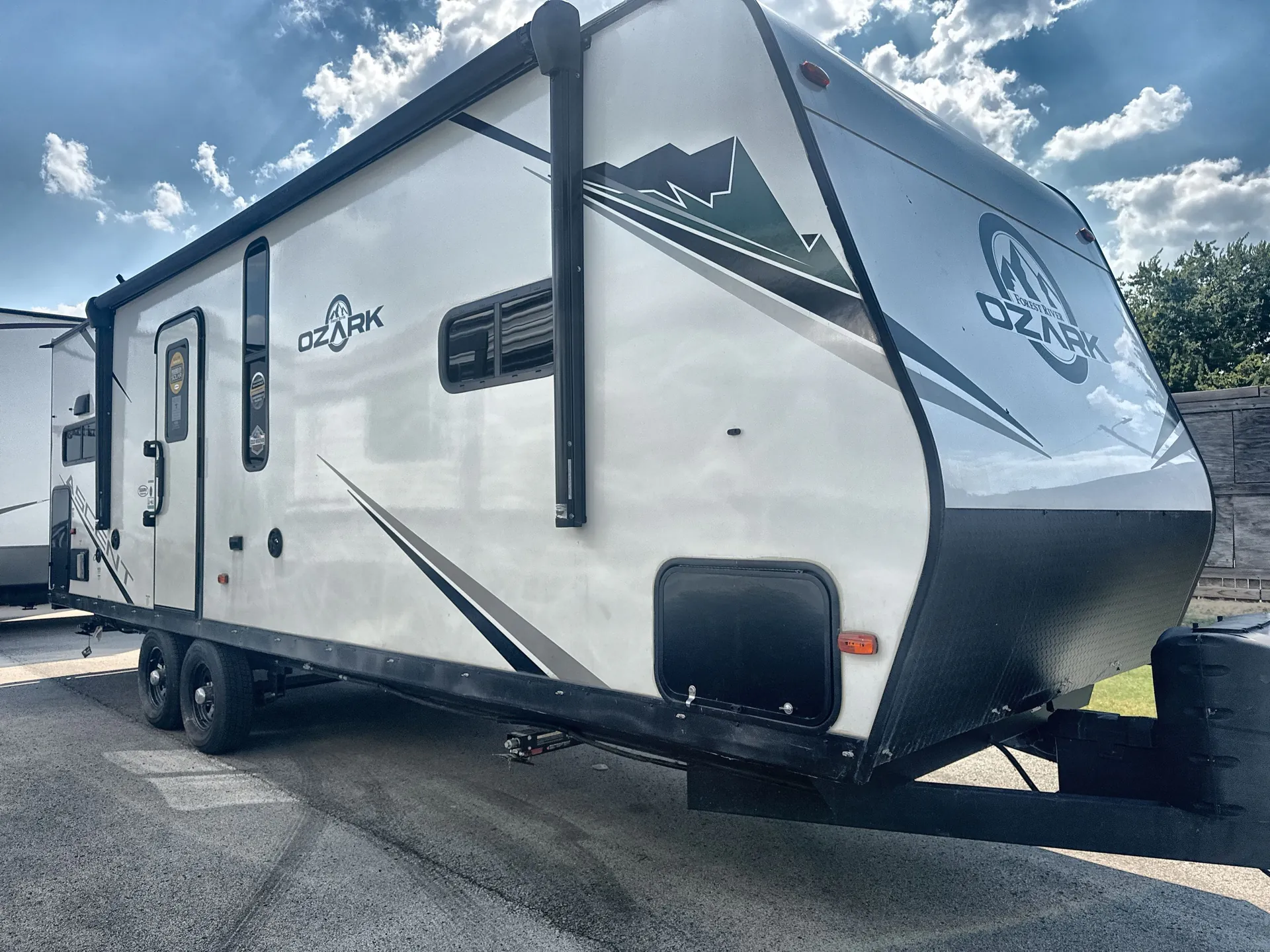 2023 Forest River Ozark 2670RK — campside