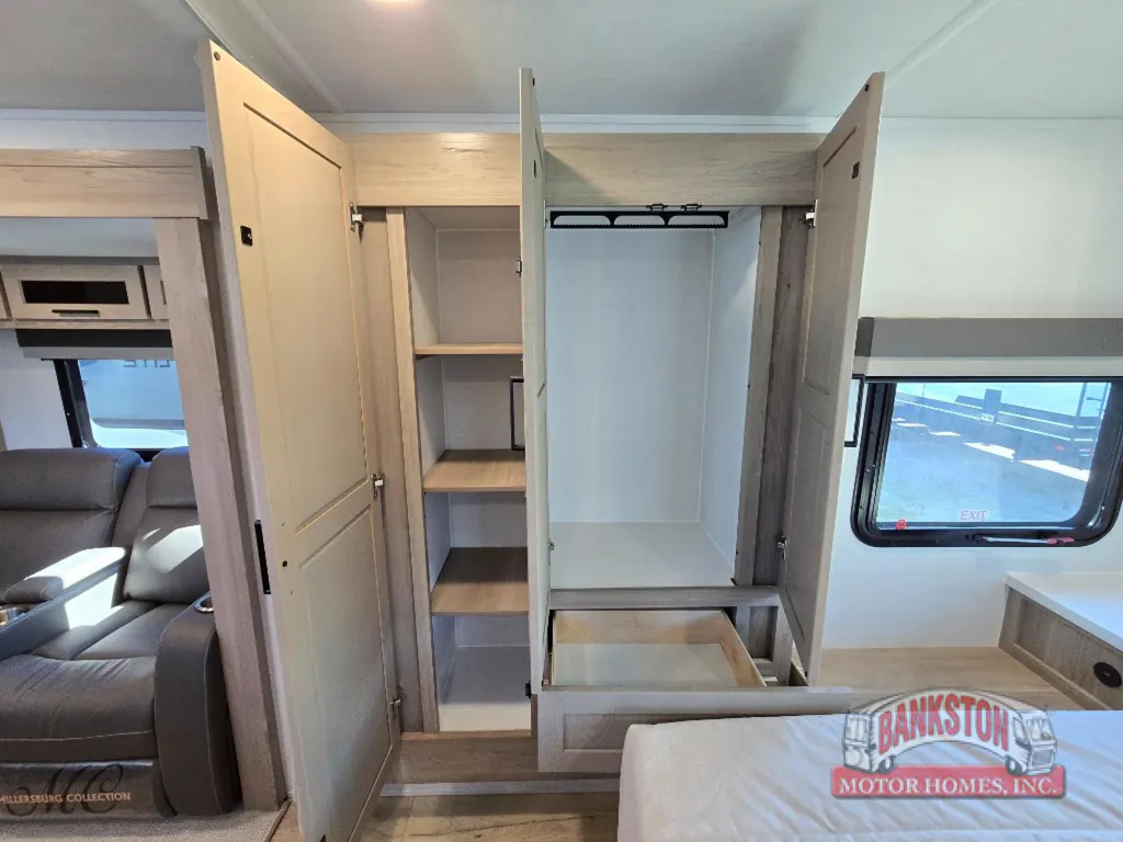2026 Forest River Flagstaff Micro Lite 25FBD, Photos photo 28