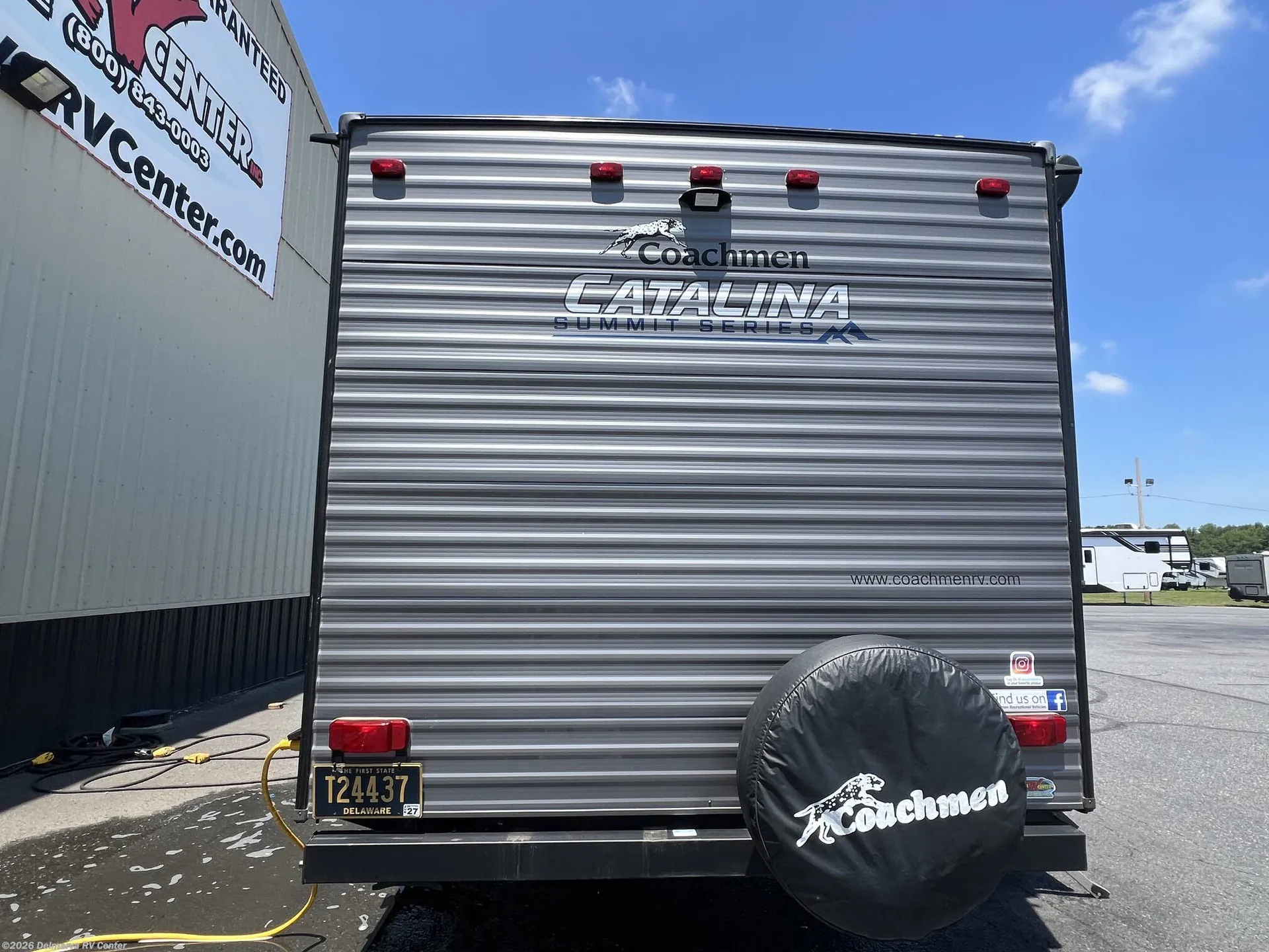 2022 Coachmen Catalina Summit 184FQS - Photo 3