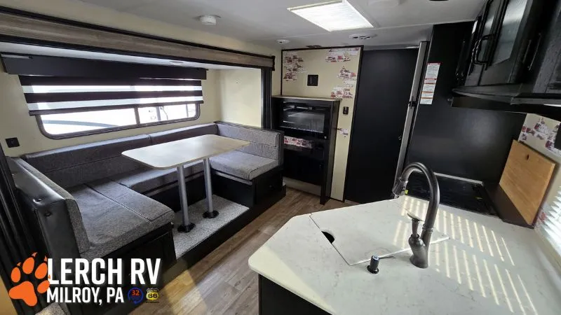 2022 Forest River Cherokee Grey Wolf 23MK — Photo 6
