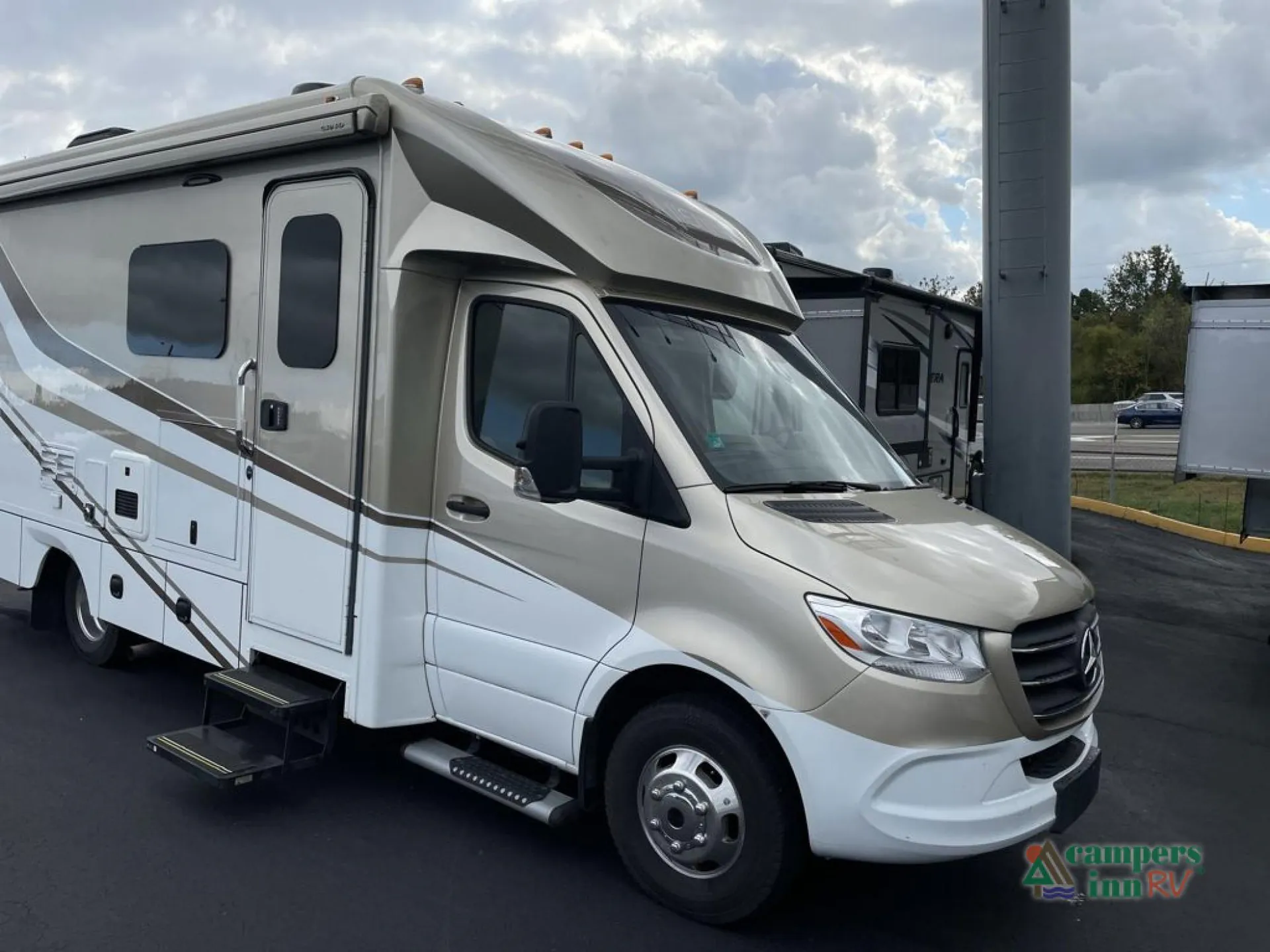 2020 Renegade RV Vienna 25RML - Photo 4