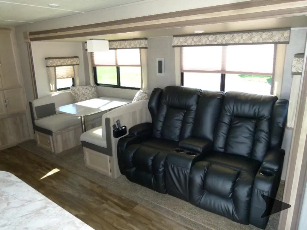 2023 Coachmen Catalina Legacy Edition 243RBS, Photos photo 7