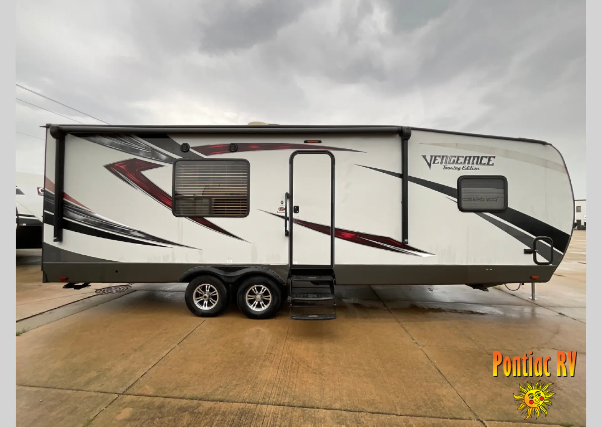 2017 Forest River Vengeance 26FB13 - Photo 2