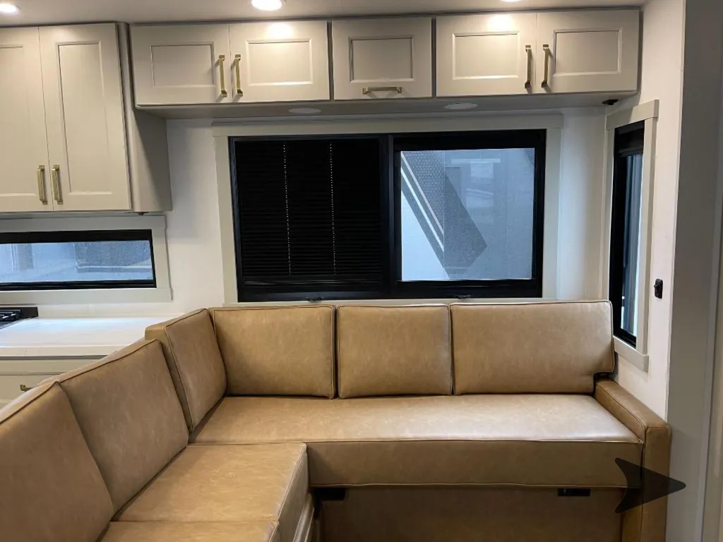 2026 Brinkley Model G 3950, Photos photo 34