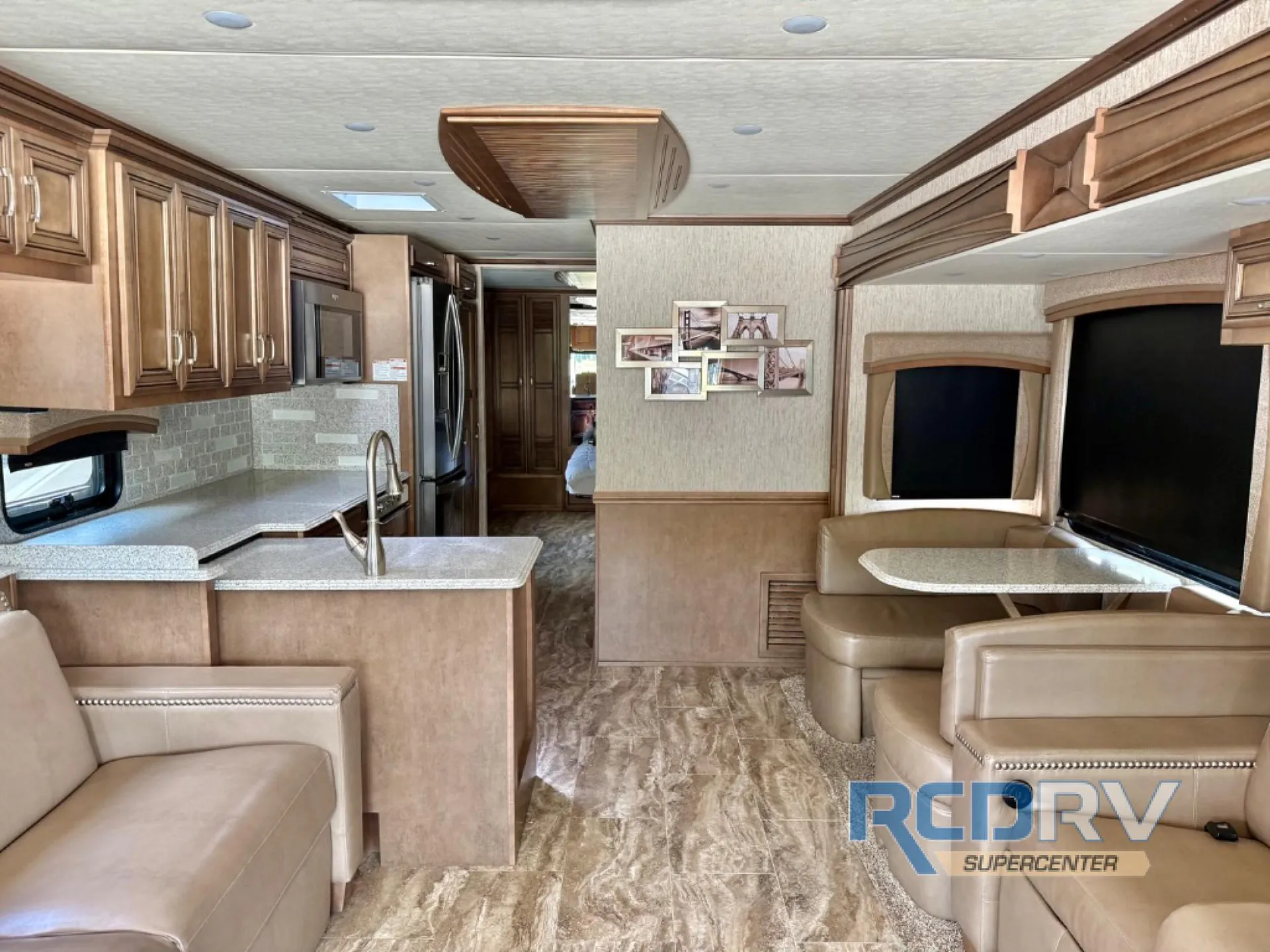 2019 Newmar Ventana 3717 - Photo 3