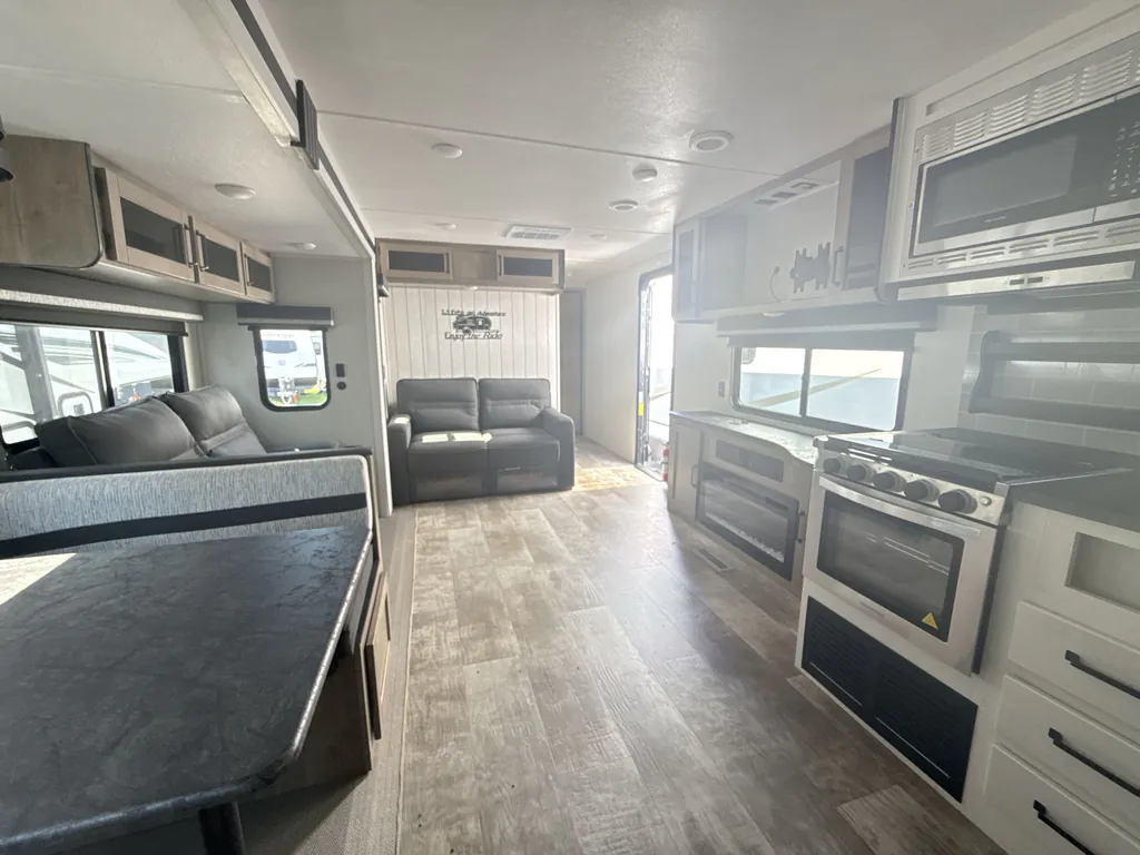 2024 Forest River Puma 30RKQS, Photos photo 3