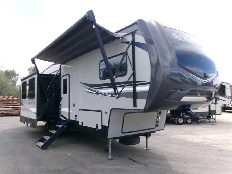 2020 Keystone Sprinter Campfire 32FWBH - Photo 3