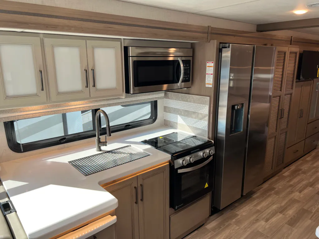 2027 Thor Motor Coach Windsport 36H, Photos photo 15