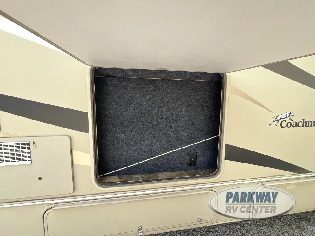 2019 Coachmen Leprechaun 319MB - Ford 450 - Photo 4