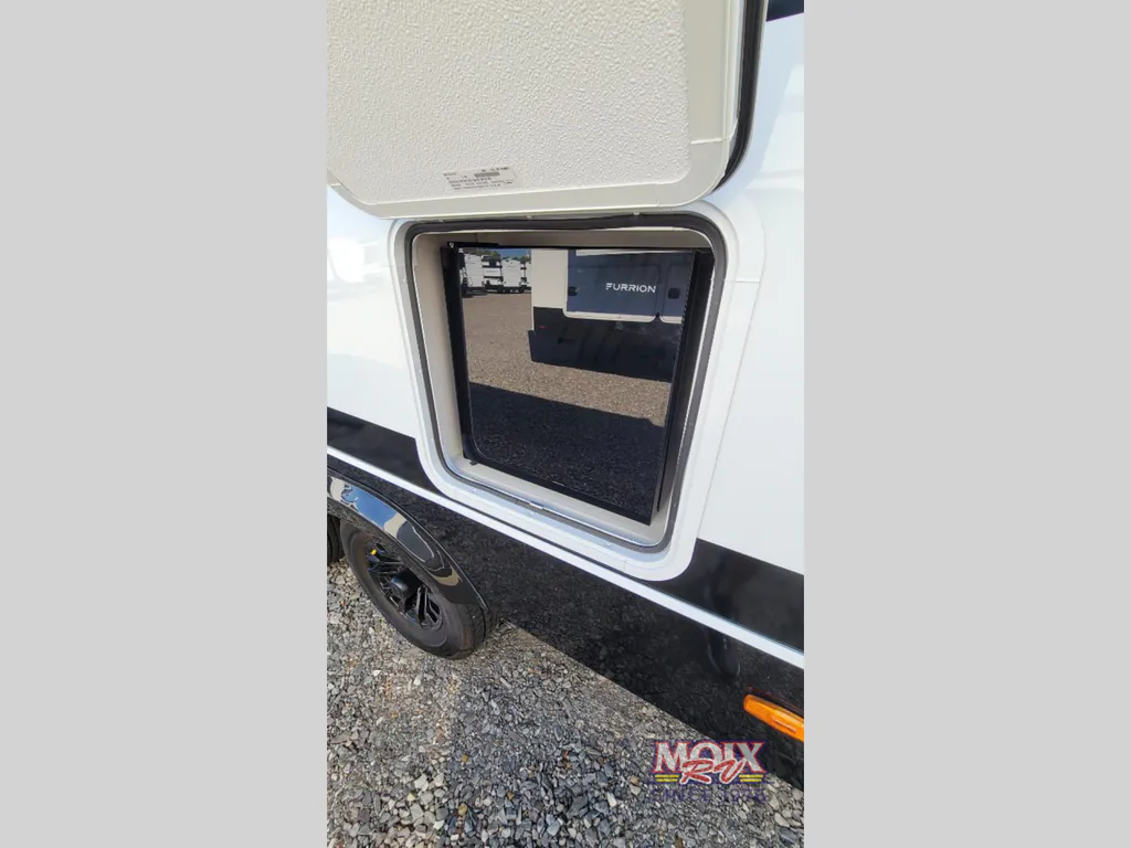 2027 Brinkley Model I 290, Photos photo 37