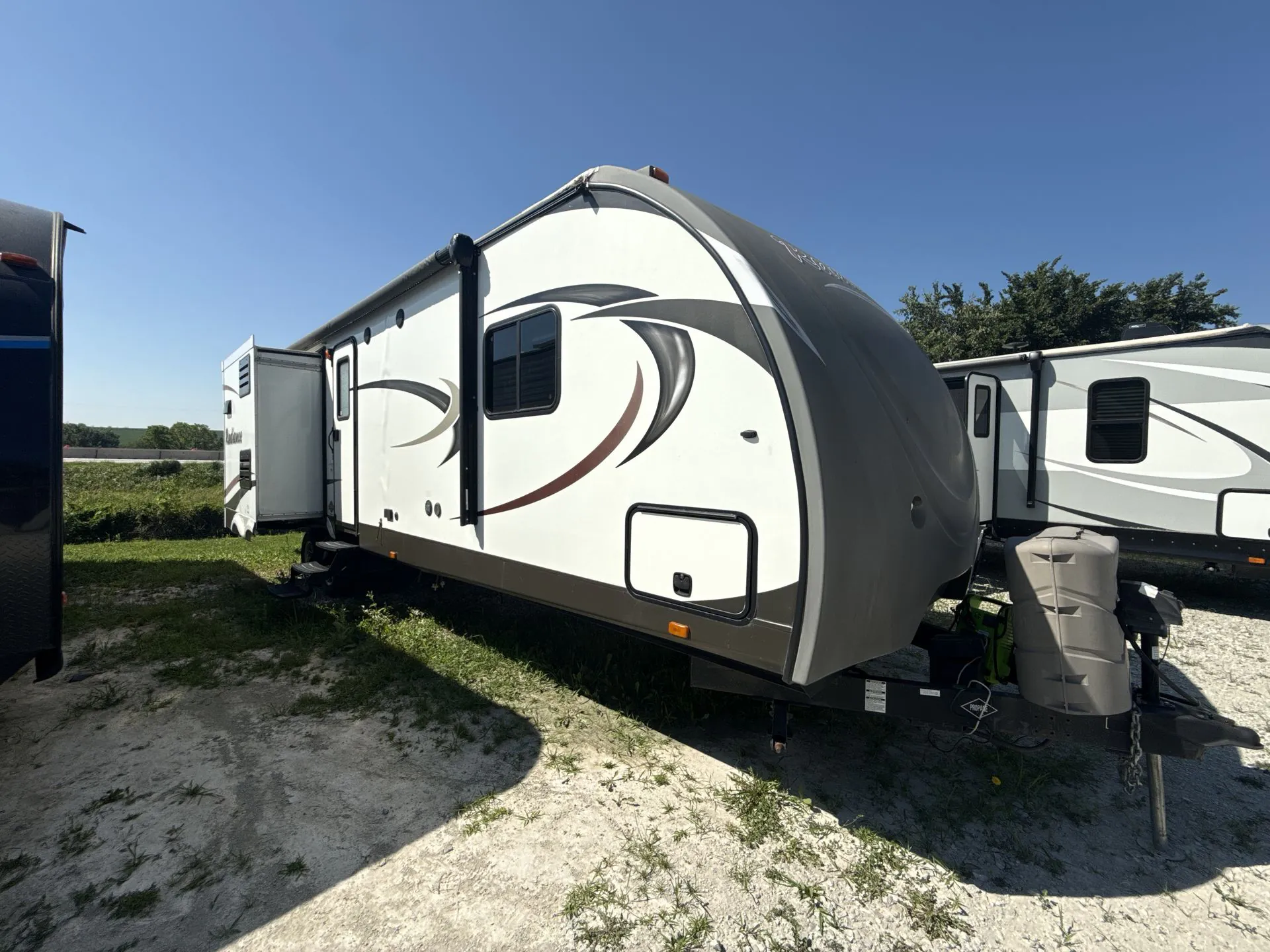 2014 Cruiser RV Radiance 33KIBH - Photo 2