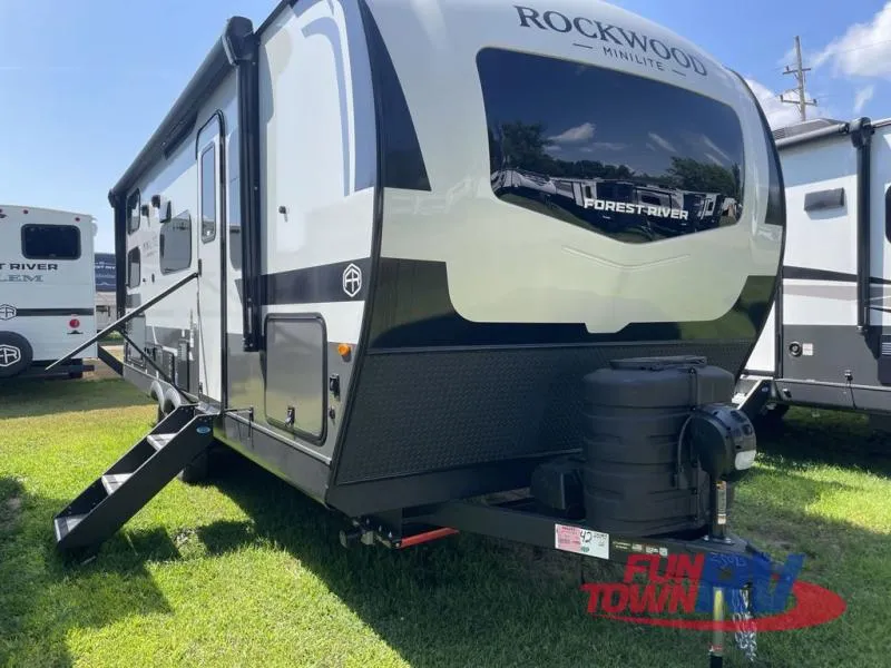 2026 Forest River Rockwood Mini Lite 2509S - Photo 3