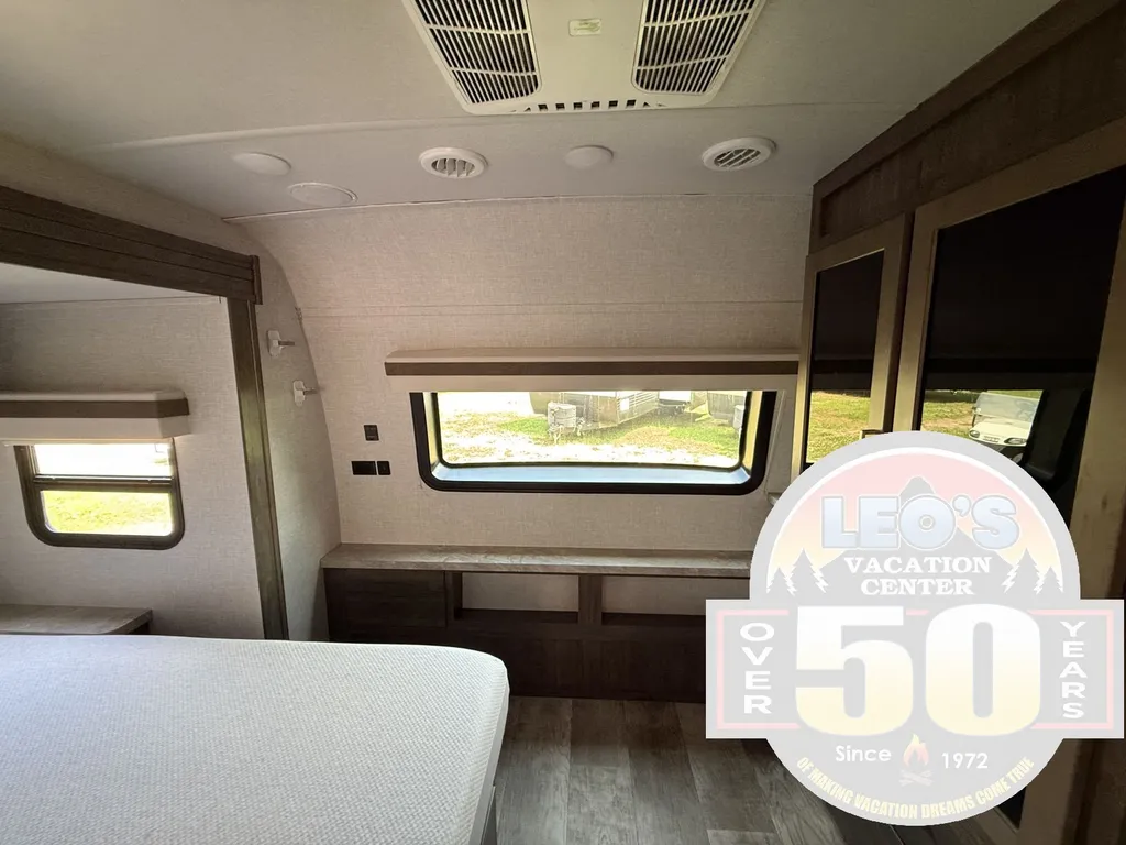 2022 Forest River Rockwood Ultra Lite 2911BS, Photos photo 36