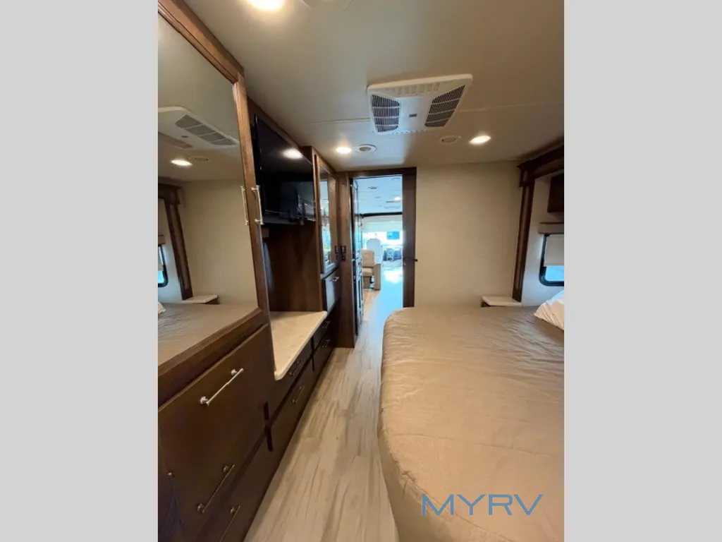 2019 Entegra Coach Emblem 36U, Photos photo 48